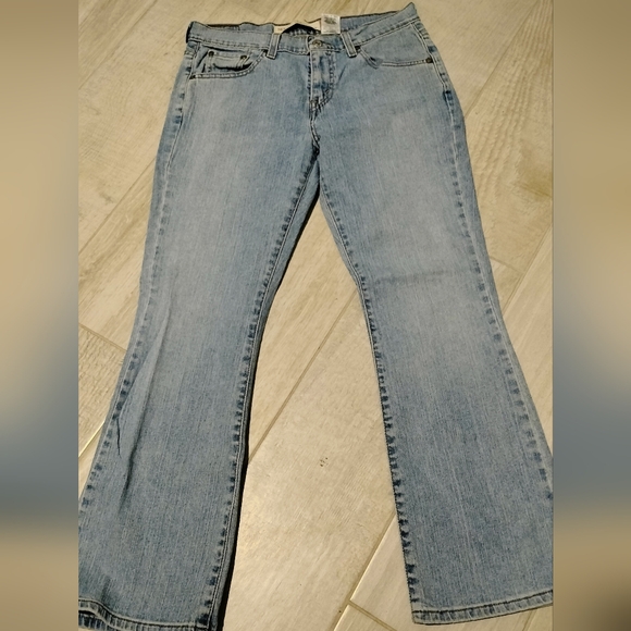 Women's Levi's 515 Nouveau Boot Cut Jeans Size 8S - Picture 1 of 7